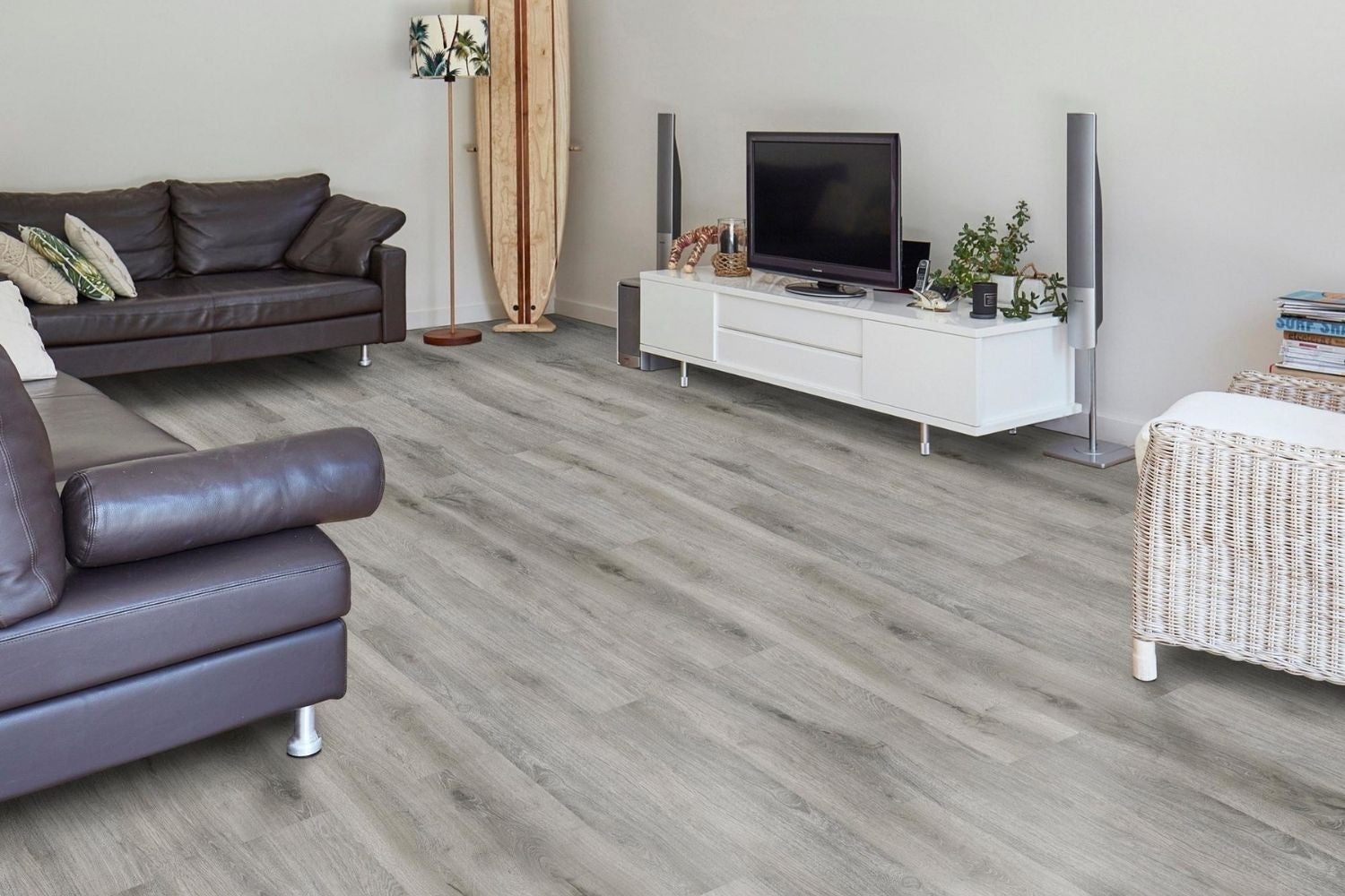 Find the best property reconstruction companies and buy vinyl flooring surfaces on-line post thumbnail image